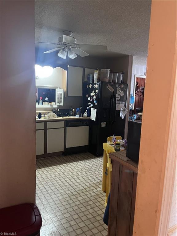 3881 Hartford Street, Winston-Salem