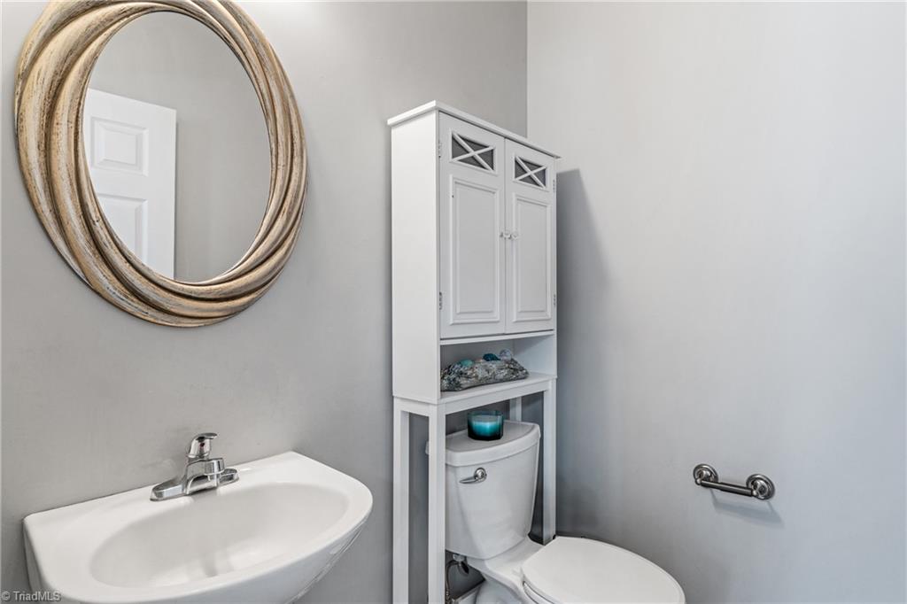5006 Winding Ridge Court