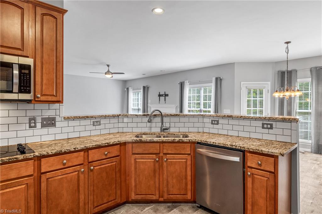 5006 Winding Ridge Court