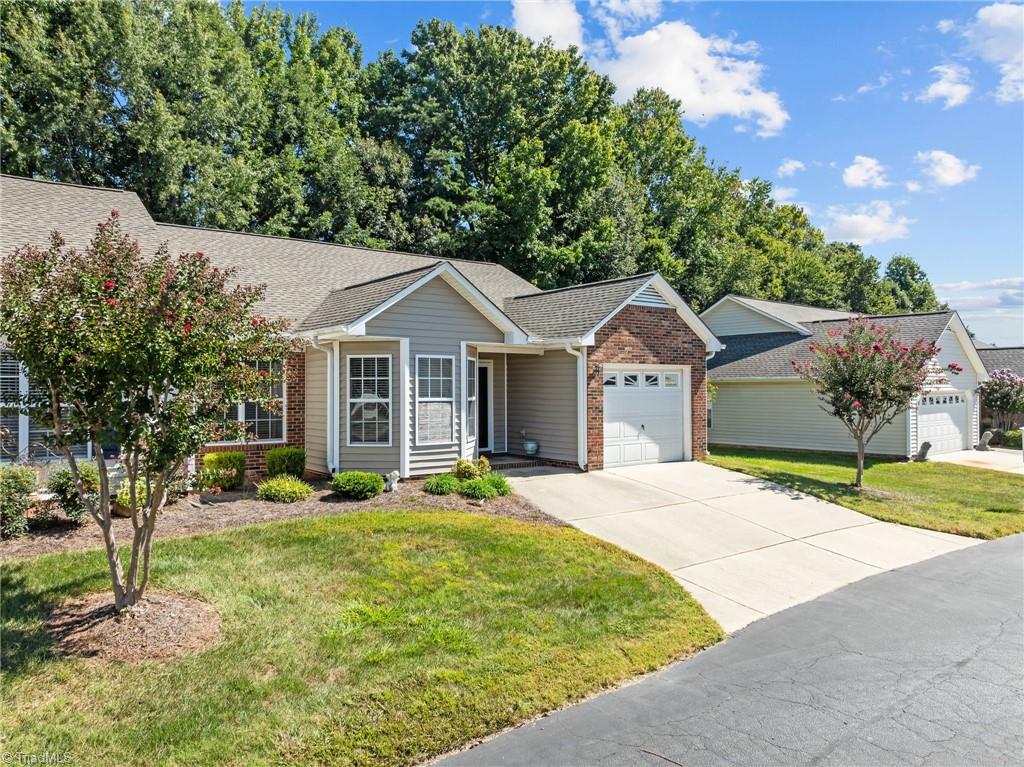 4334 Rocky Brook Court, Greensboro