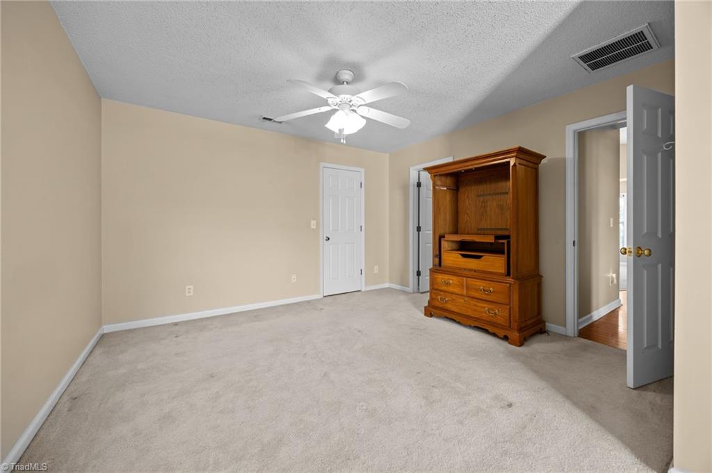 4334 Rocky Brook Court, Greensboro