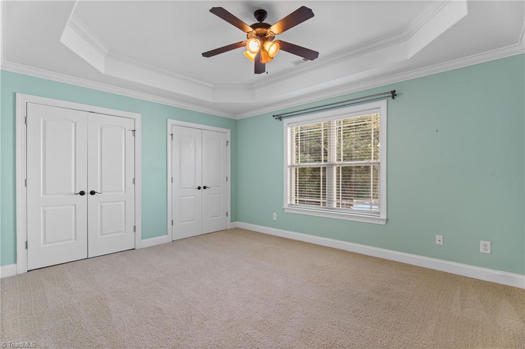 221 Cabot Drive, Winston-Salem