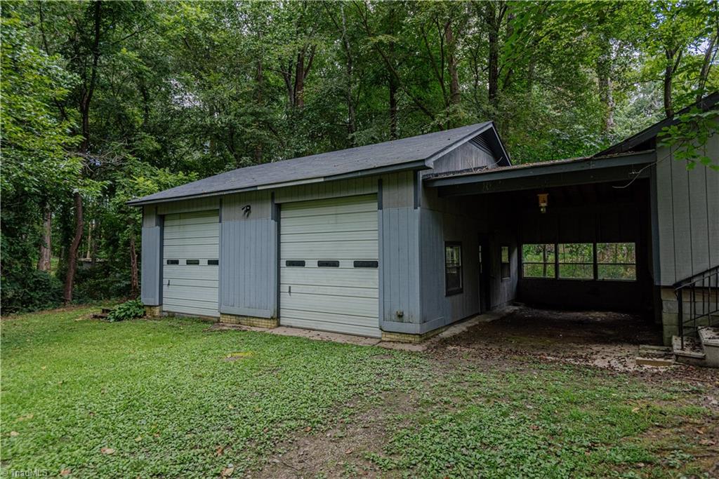 209 Debanne Road, McLeansville