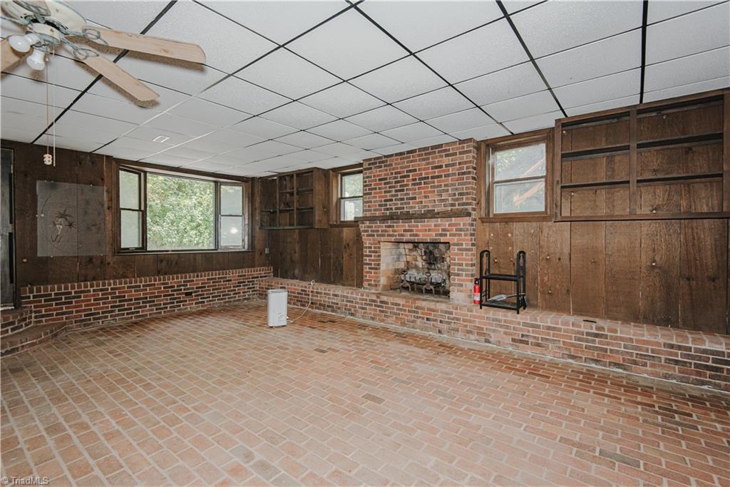 209 Debanne Road, McLeansville