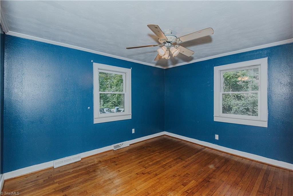 209 Debanne Road, McLeansville