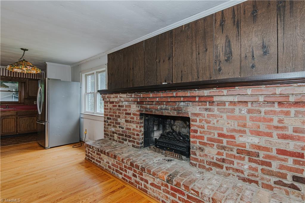 209 Debanne Road, McLeansville