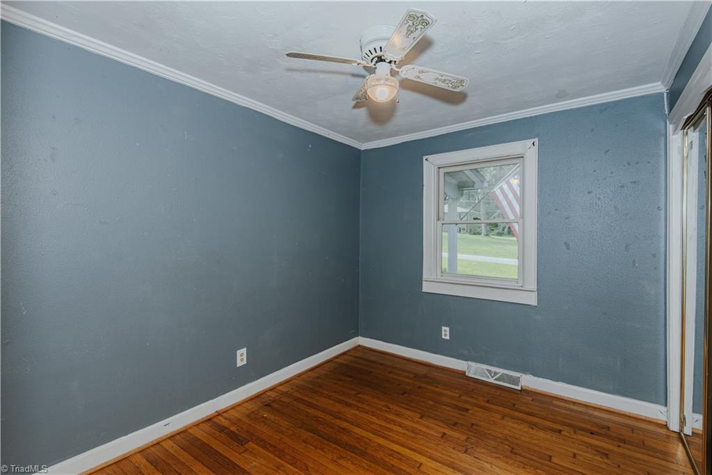 209 Debanne Road, McLeansville