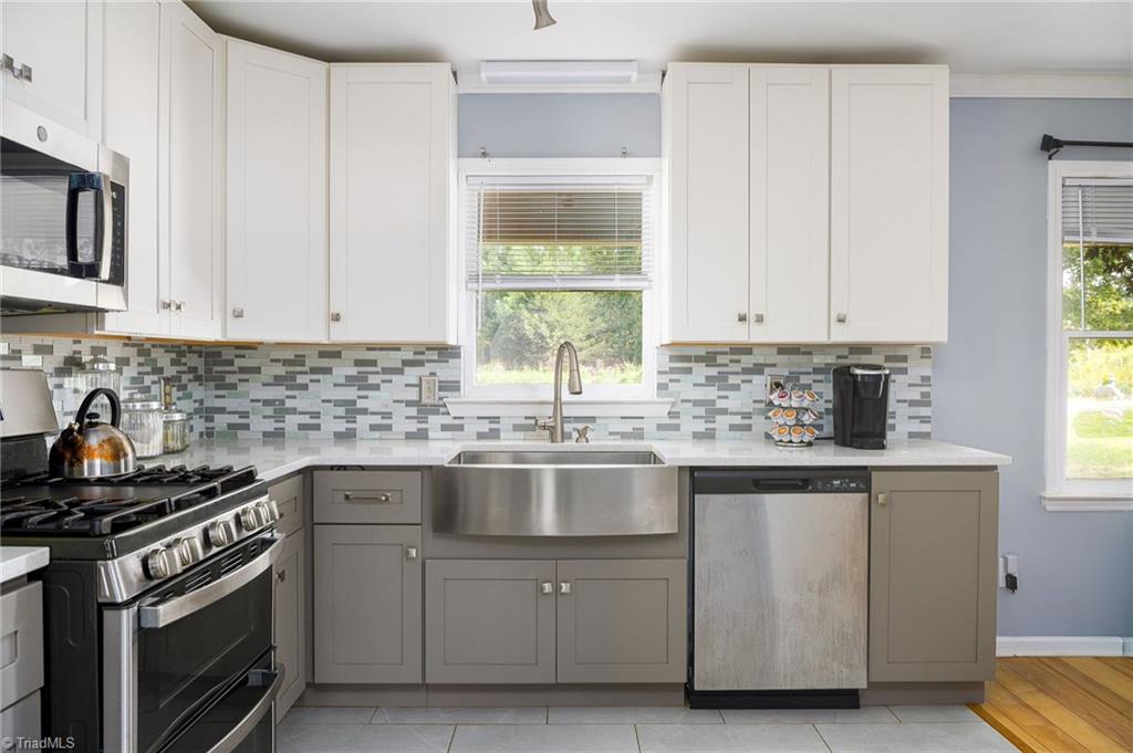 3702 Carr Store Road, Cedar Grove