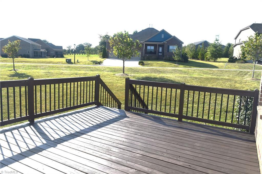 8015 Northwest Meadows Drive