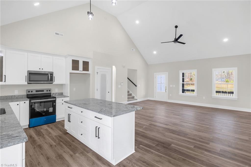 1448 River Road