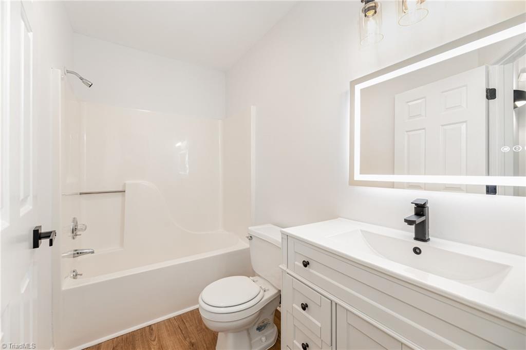 5961 Old Plank Road, Winston-Salem