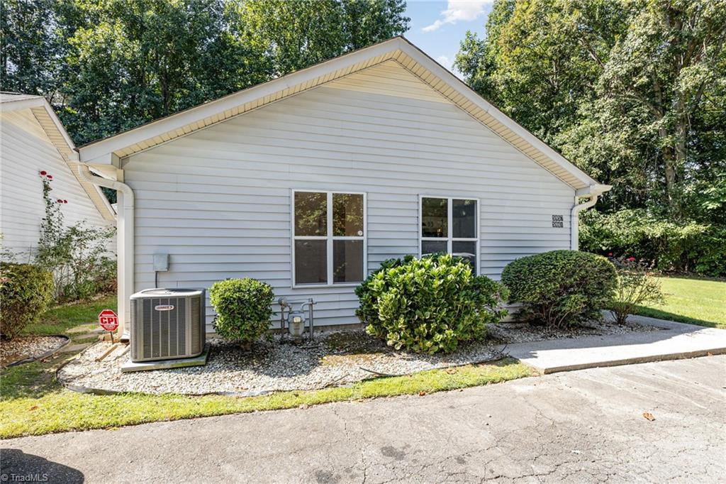 5961 Old Plank Road, Winston-Salem
