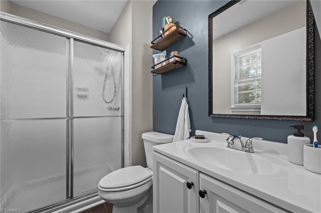 5421 Amberhill Drive