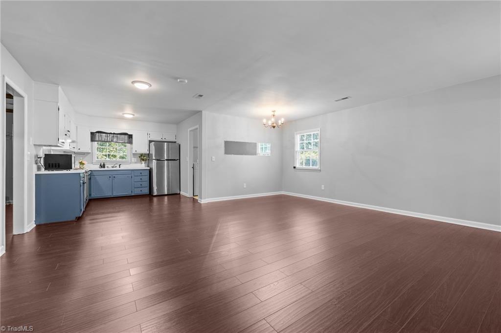 5421 Amberhill Drive