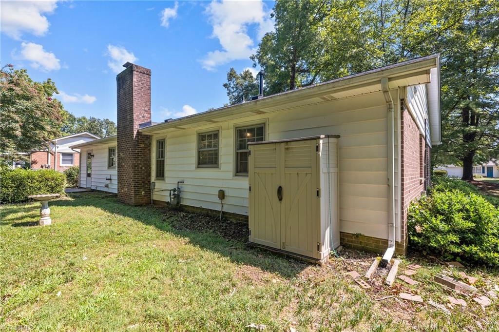 5421 Amberhill Drive