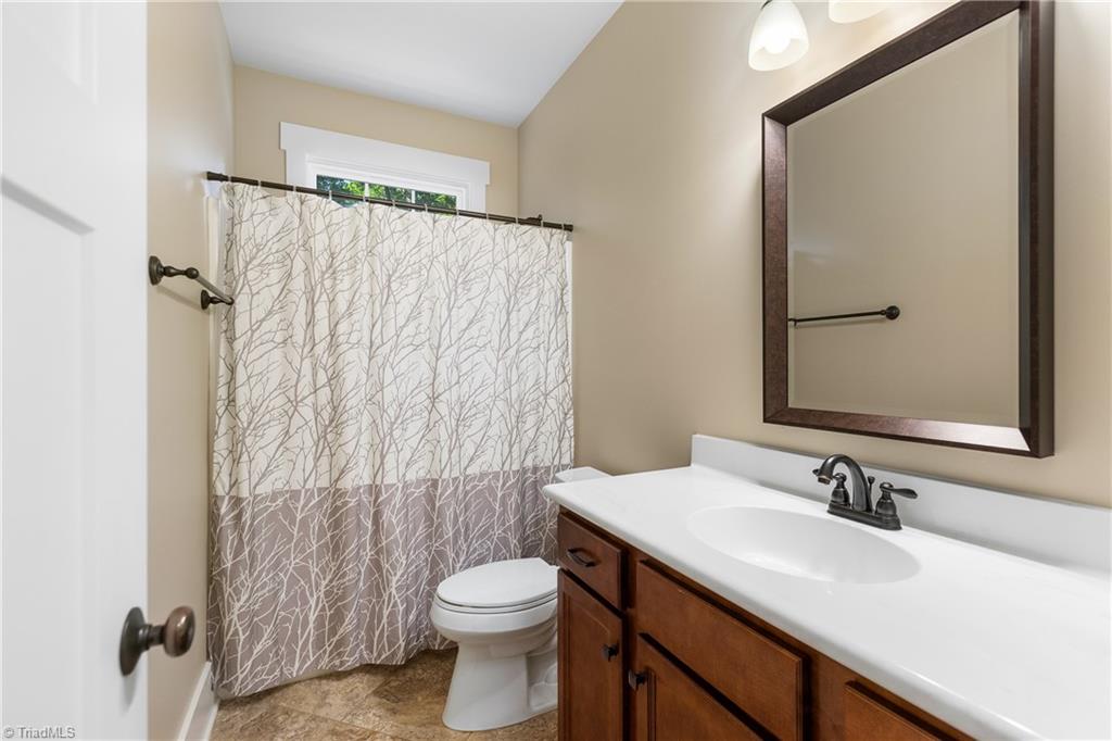 116 Lucas Park Drive, Greensboro