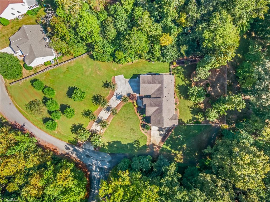 116 Lucas Park Drive, Greensboro
