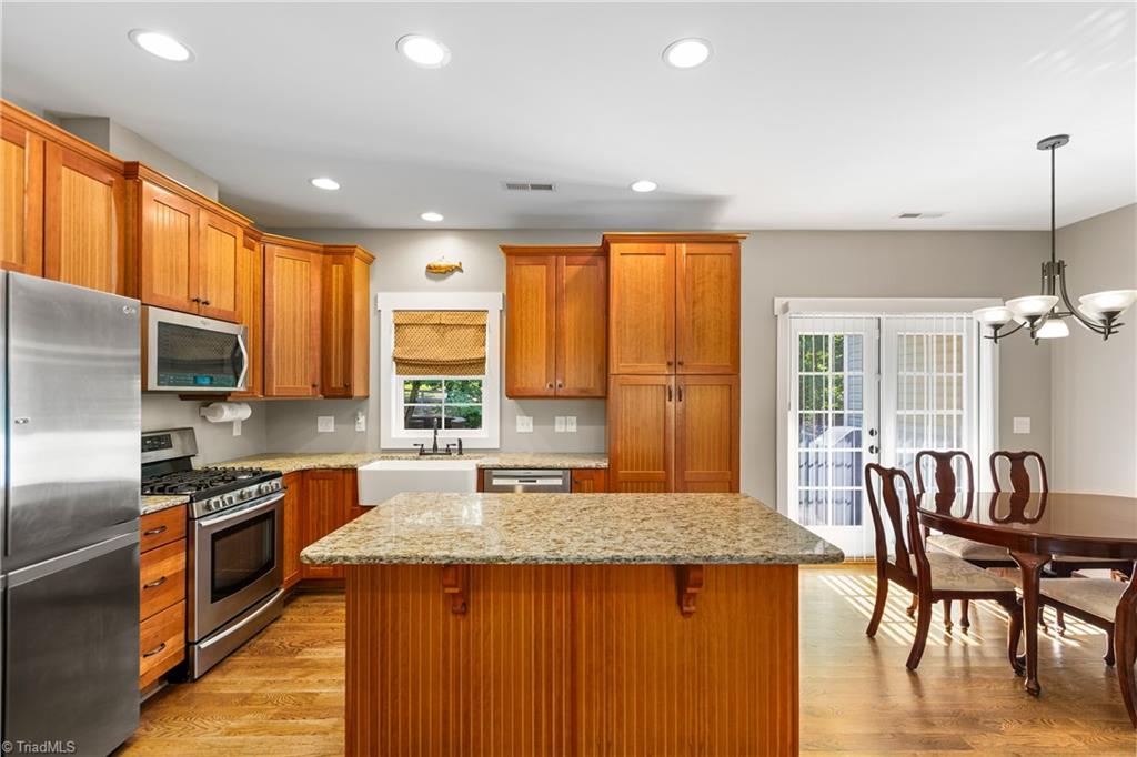 116 Lucas Park Drive, Greensboro