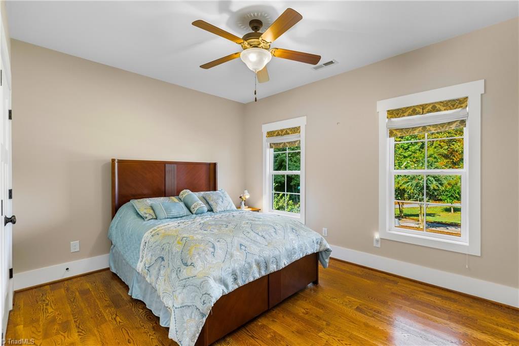 116 Lucas Park Drive, Greensboro