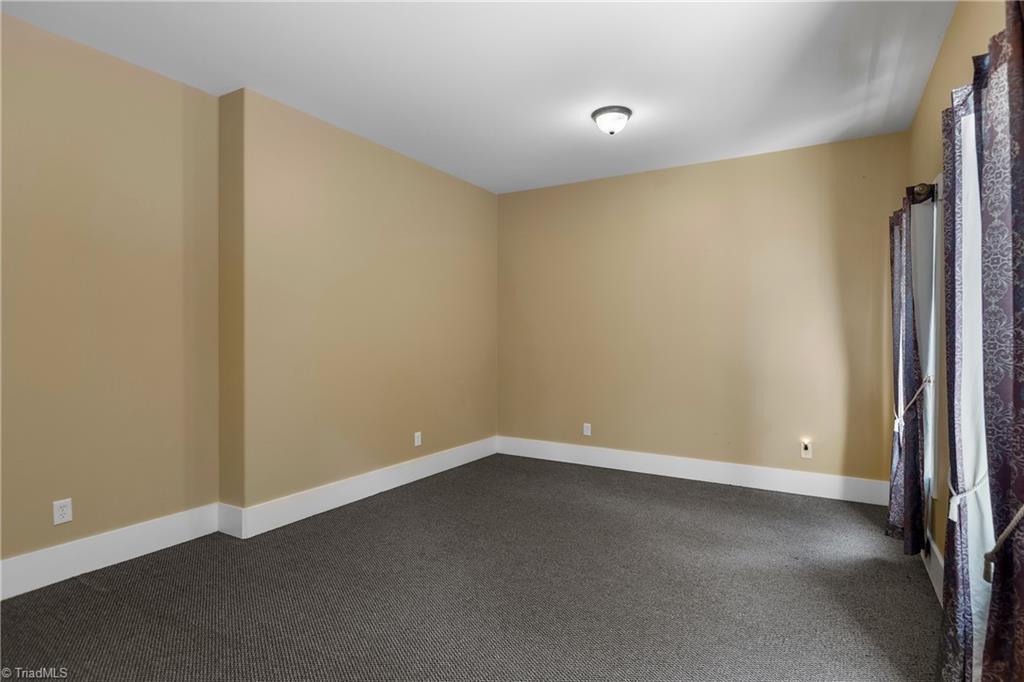 116 Lucas Park Drive, Greensboro