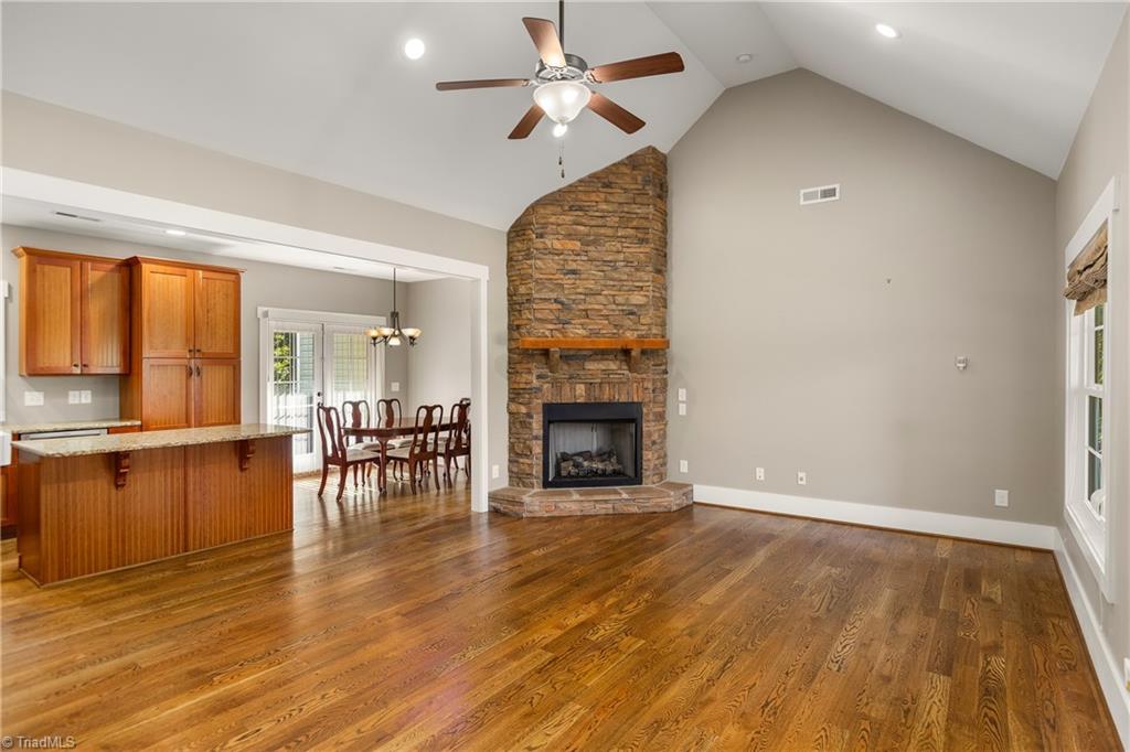 116 Lucas Park Drive, Greensboro