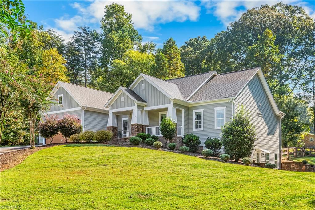 116 Lucas Park Drive, Greensboro