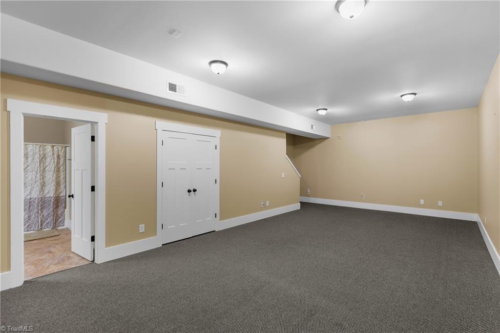 116 Lucas Park Drive, Greensboro