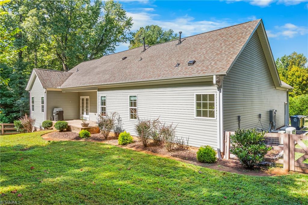 116 Lucas Park Drive, Greensboro