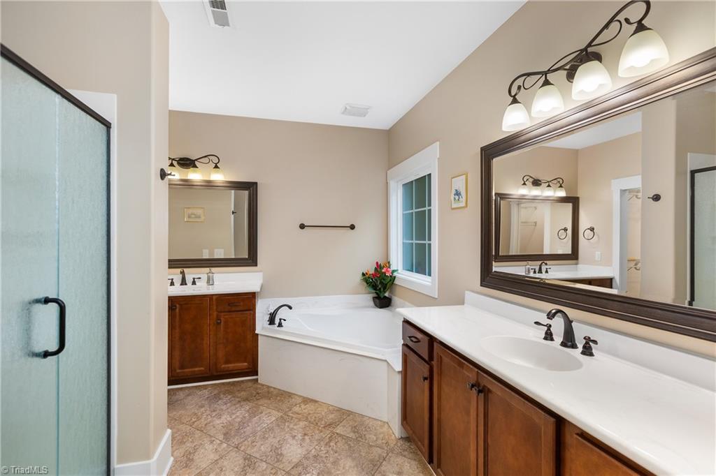 116 Lucas Park Drive, Greensboro