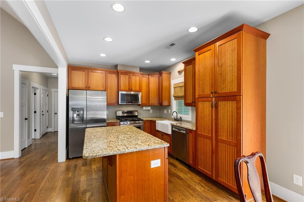 116 Lucas Park Drive, Greensboro