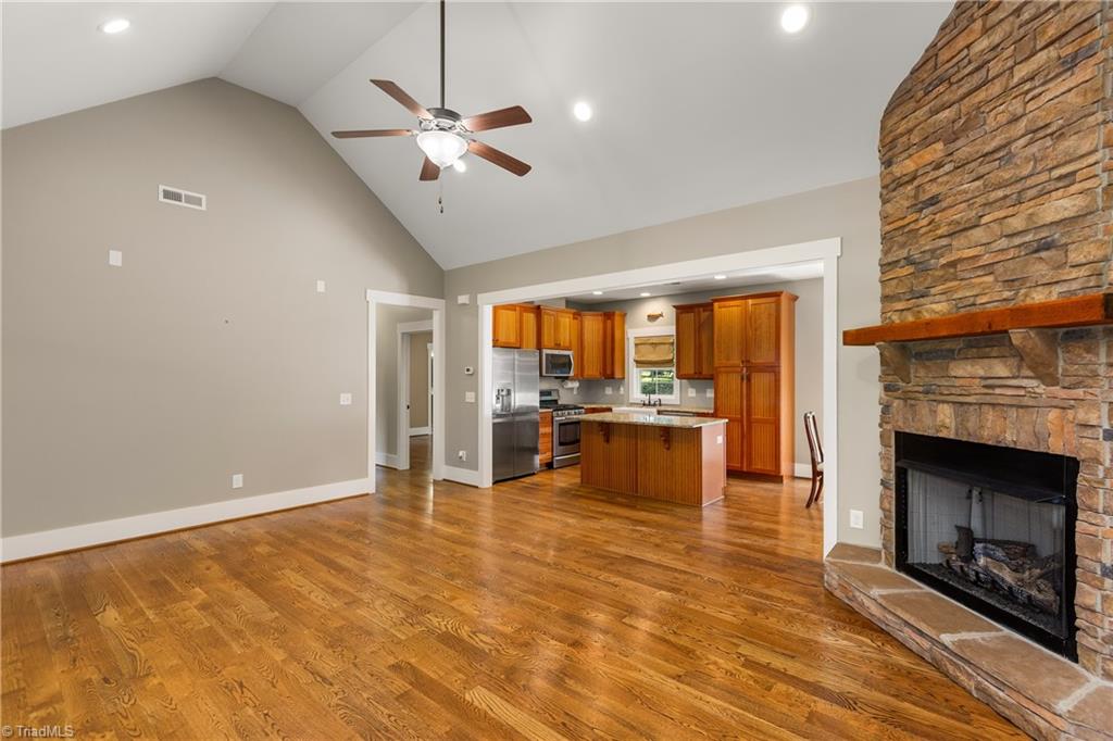 116 Lucas Park Drive, Greensboro