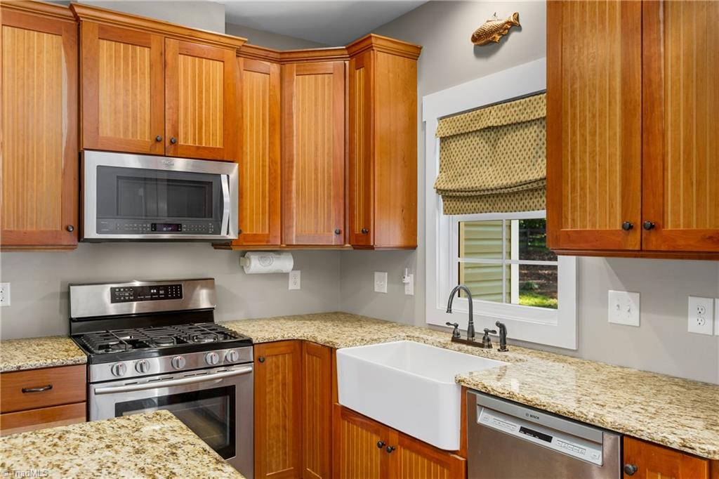 116 Lucas Park Drive, Greensboro