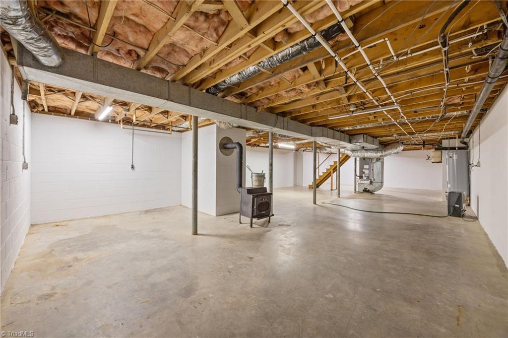 456 Alvis Lane, Winston-Salem