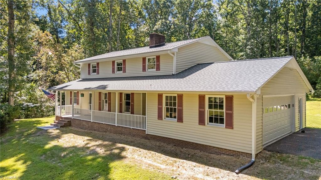 456 Alvis Lane, Winston-Salem