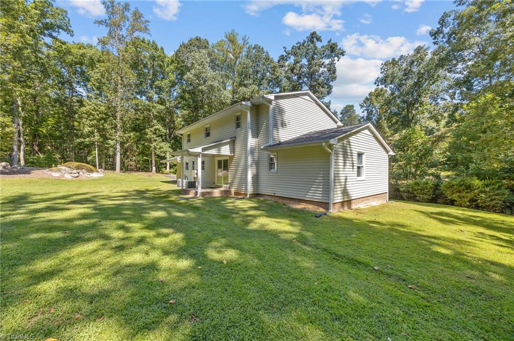 456 Alvis Lane, Winston-Salem
