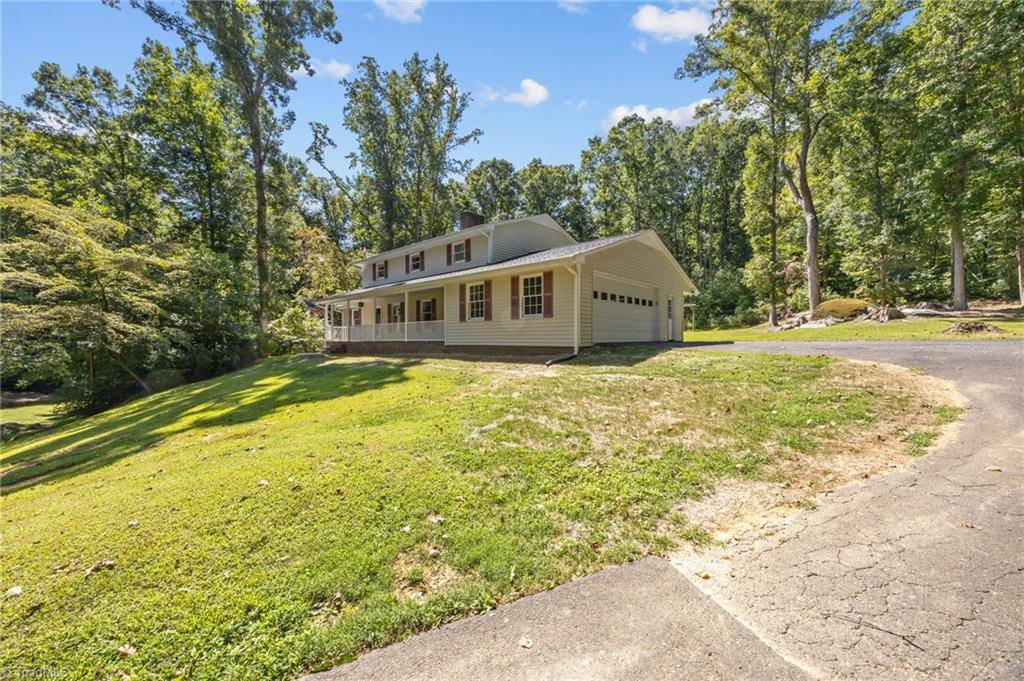 456 Alvis Lane, Winston-Salem