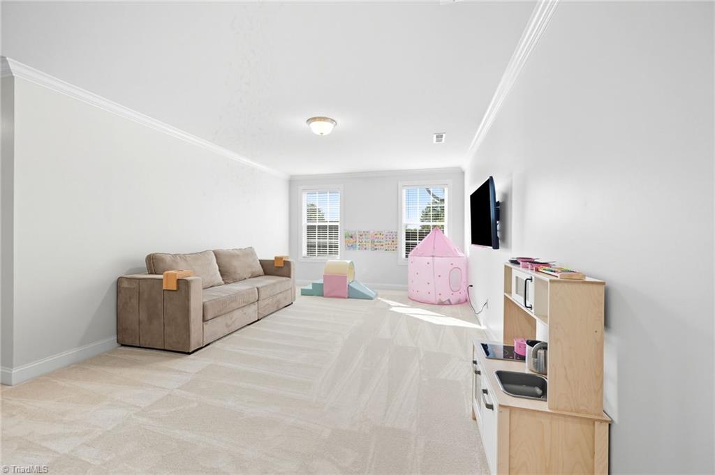 1016 Somerset Drive, Winston-Salem