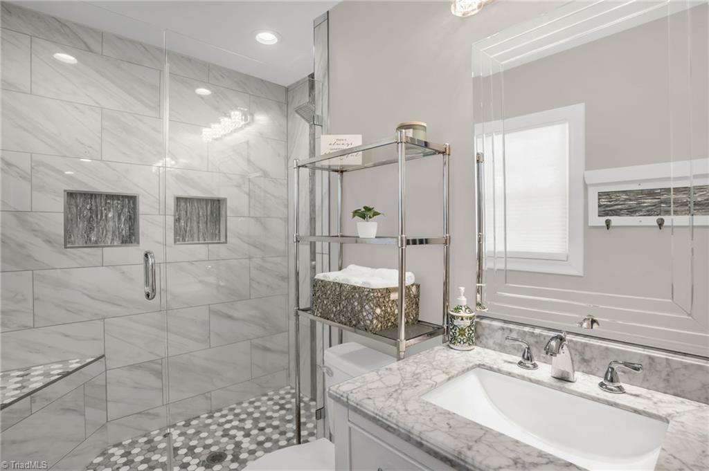 3303 NC Highway 150 E