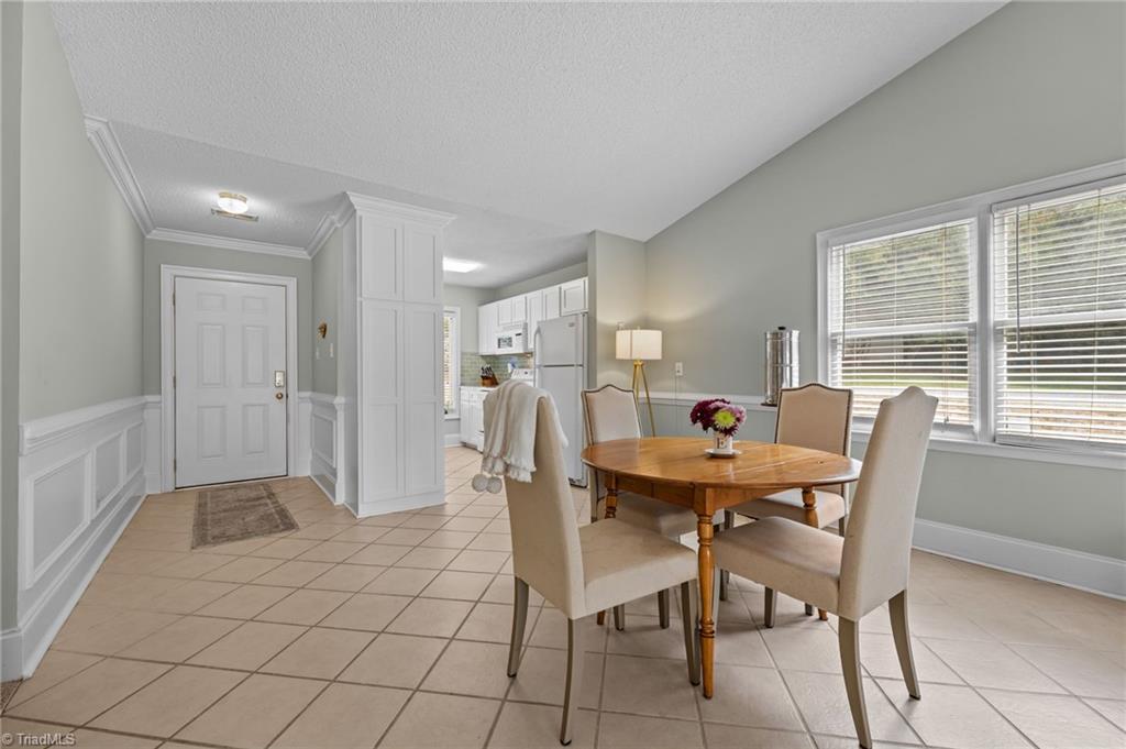 1465 Grantland Place