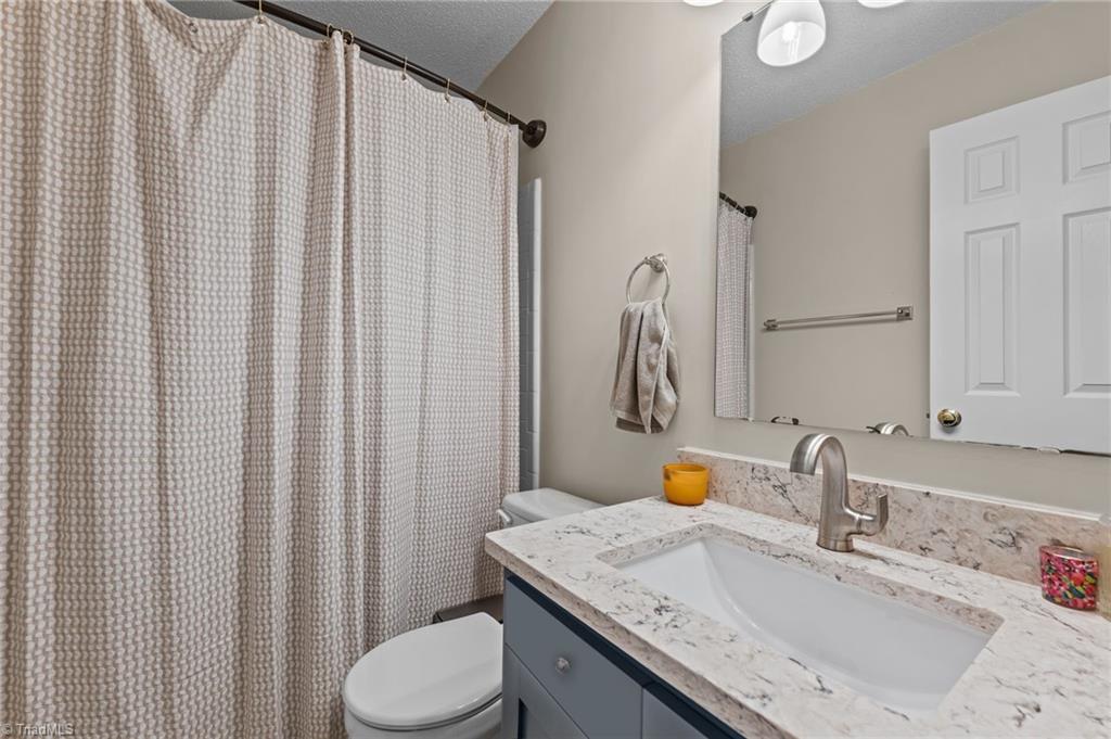 1465 Grantland Place