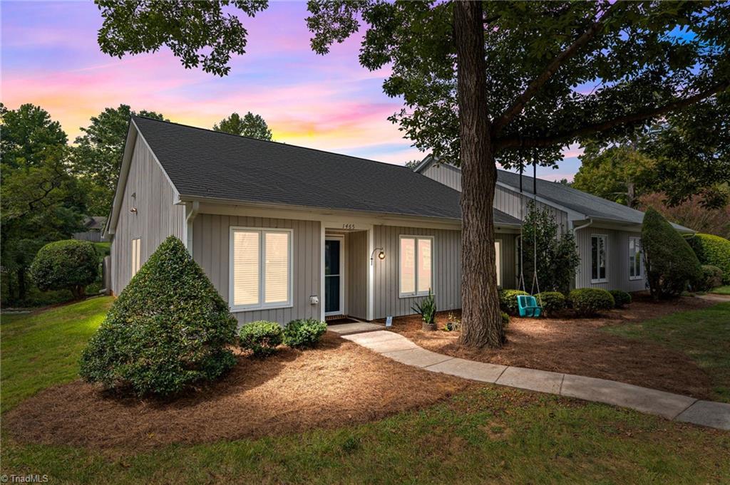 1465 Grantland Place