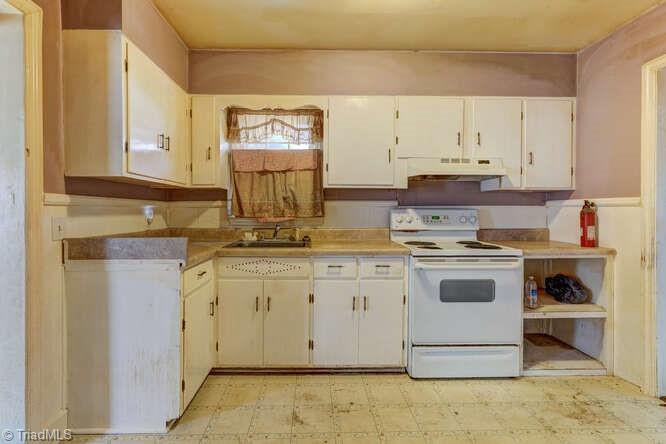 1546 Willomore Street, Greensboro