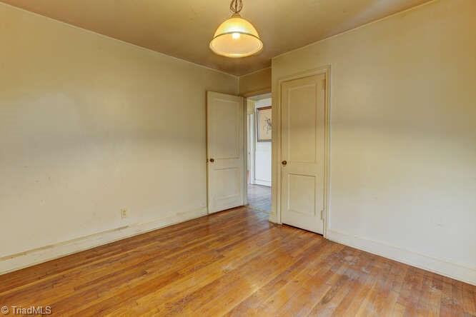 1546 Willomore Street, Greensboro