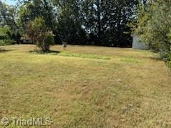 1311 Hawthorne Avenue