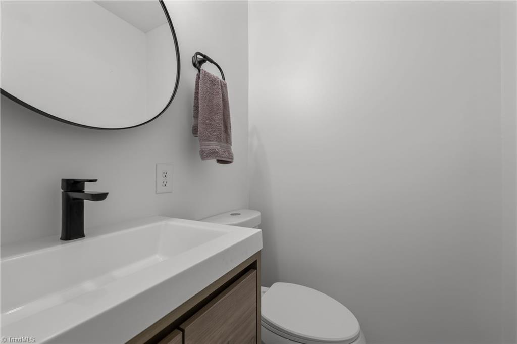 3801 Pershing Court, Greensboro