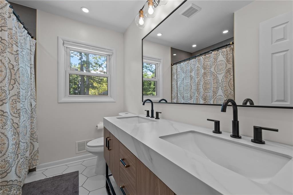 3801 Pershing Court, Greensboro