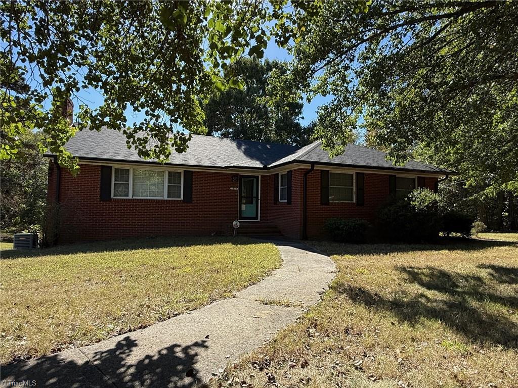 2820 Old Greensboro Road