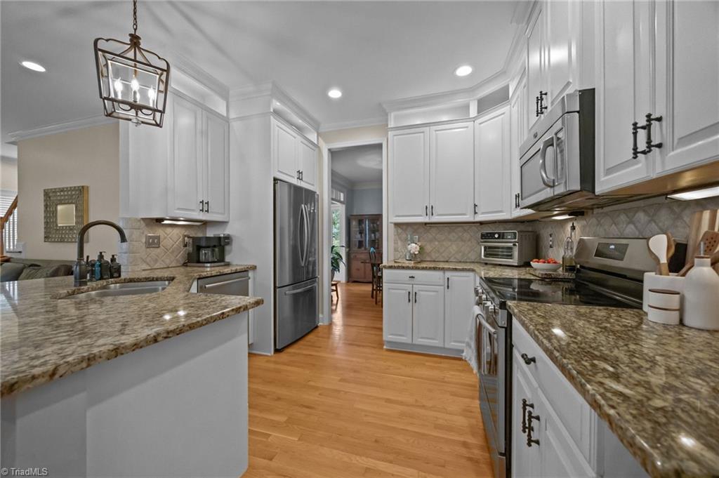 3606 Birdsong Court