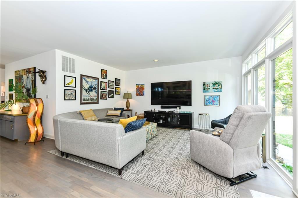 306 Saint Lauren Drive