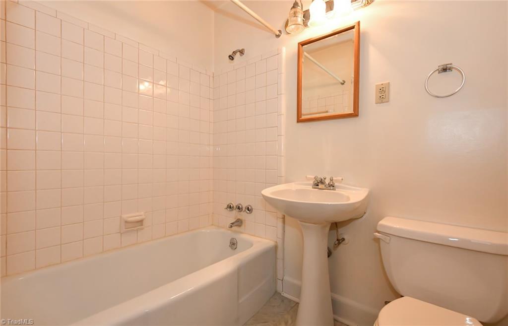 2503 W Cornwallis Drive